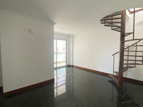 FM 202 - COBERTURA DUPLEX DE 200M² EM ITAPUÃ, VILA VELHA-ES NA QUADRA DO MAR. - Suá